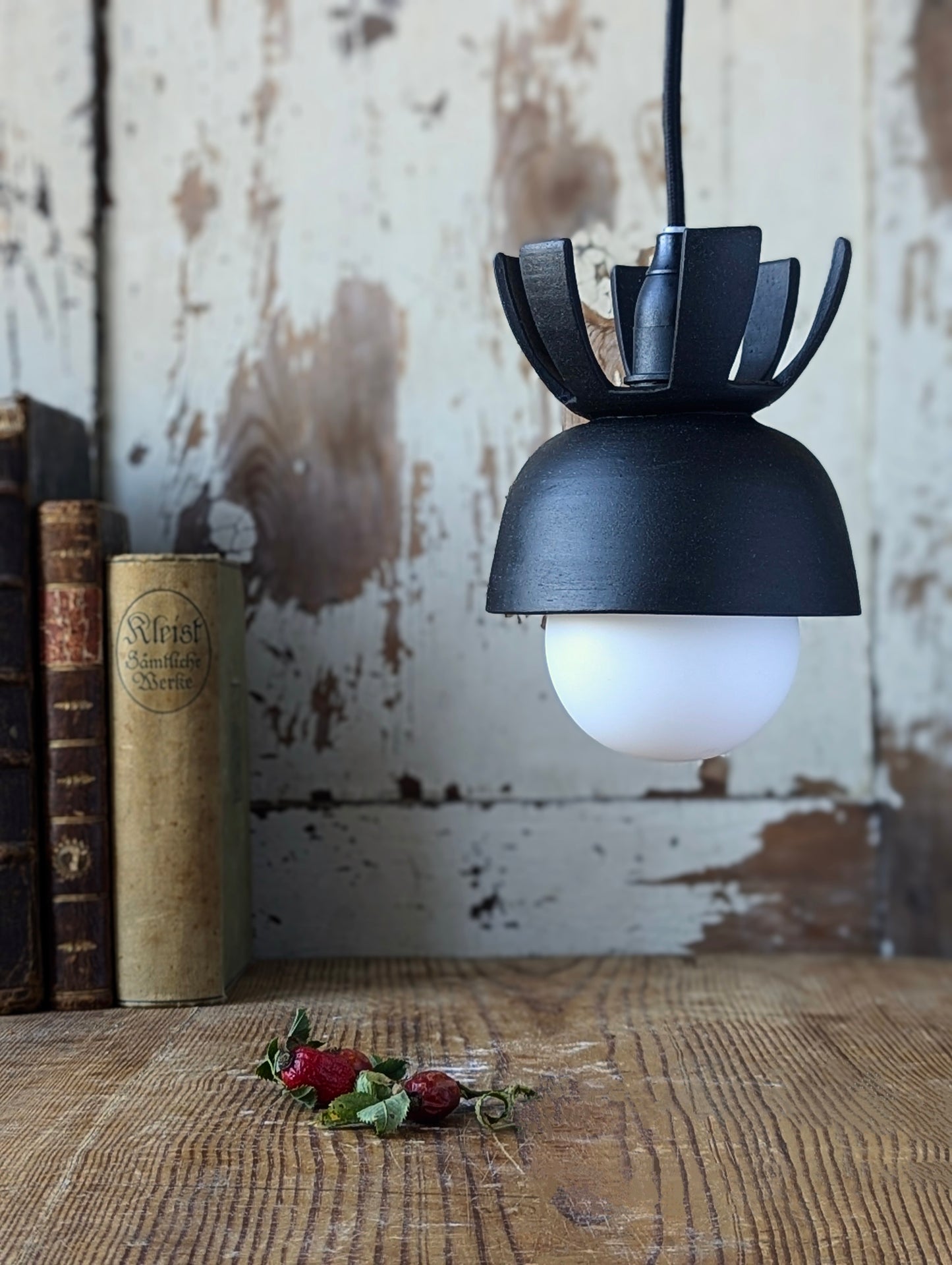 Lamp - Sepal