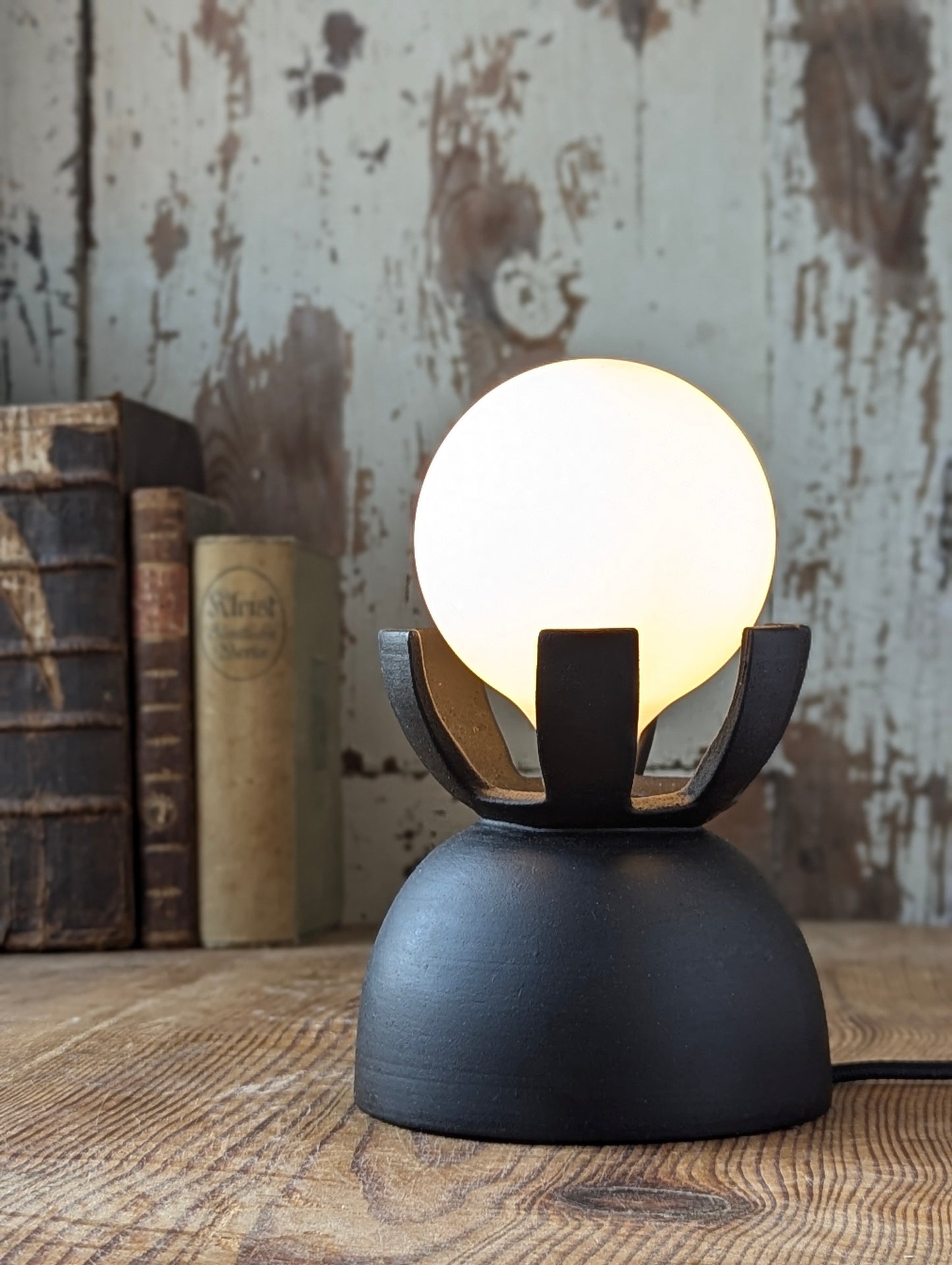 Lamp - Sepal